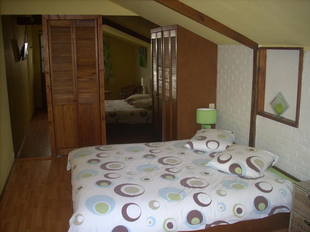 B&B Les Bergers Eigenbrakel Kamer foto