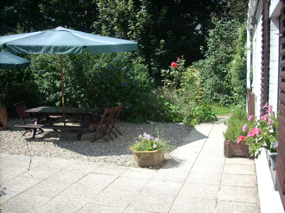 B&B Les Bergers Eigenbrakel Buitenkant foto